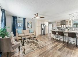 Hotel Photo: Charming 3 Bd 2 Ba House In Jacksonville