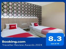 מלון צילום: SUPER OYO 2320 Hotel Charvita