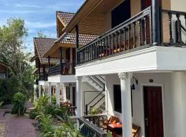 Oceanview Bungalows by EAT