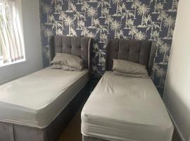 Hotel foto: 4 Bed Comfy House in Birmingham