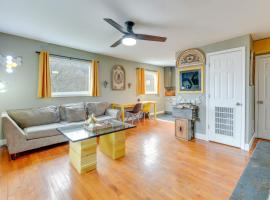 Hotel fotografie: Quaint Kingsport Apartment Near Greenbelt Trail!