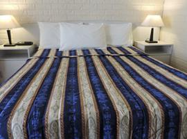 Bondi Motel، فندق في موري