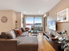 Hotel kuvat: Terminus Apartment I Steps from Geelongs Buzz