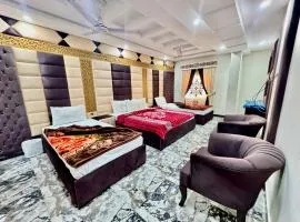 Royal Blue inn Hotel