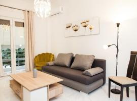 Foto do Hotel: Modern 3Bd Apt Next to Koridallos square