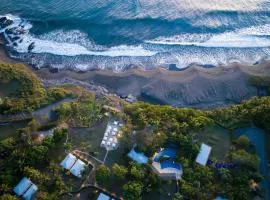 Azul Hotel & Retreat