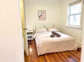 Gambaran Hotel: Superb 2 Bed in Plateau 10min to Mont-Royal Metro