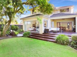 Hotel foto: Beautiful, spacious family home, close to Sydney CBD