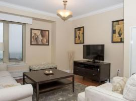 Hotel Photo: Spacious Waterfront Apt #801 with AC