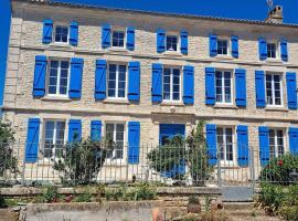 Zdjęcie hotelu: Maison de 4 chambres avec terrasse a Saint Mande sur Bredoire