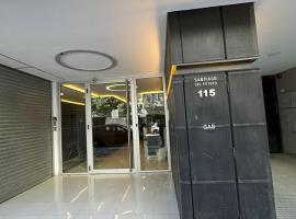 A picture of the hotel: Departamento Santiago 115