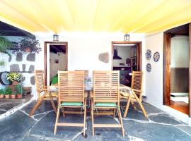 Hotel Foto: 5 bedrooms chalet with wifi at Firgas