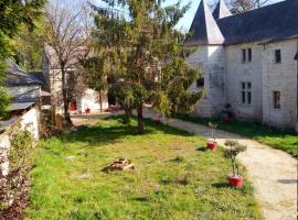 Hotel foto: Propriete de 2 chambres avec jardin amenage et wifi a Courchamps