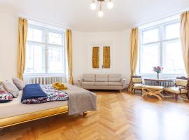 Ξενοδοχείο φωτογραφία: Royal Apartment by Charles Bridge view of Saint Nicholas Church