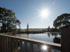 Hotel Photo: Rural Apartment with Stunning Views