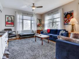 Hotel Photo: Pet-Friendly Saint Paul Vacation Rental with Deck!