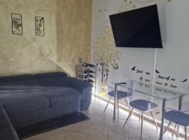 A picture of the hotel: Appartamento MissBI