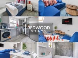 Hotel kuvat: BRAND NEW, 1 Bed 1 Bath, Modern Town Center Apartment, FREE WiFi & Netflix By REDWOOD STAYS