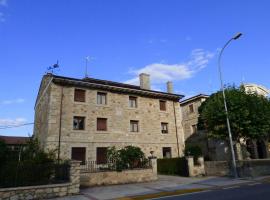 Hotel Photo: 4 bedrooms house with wifi at Nofuentes