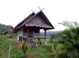 A picture of the hotel: Poopha home stay