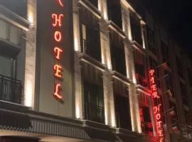 Pier Hotel