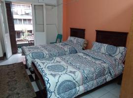 Hotel Foto: Two bedroom Apartment in central location in downtown Cairo