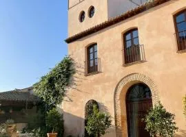 Casa del Armiño - Historic Boutique Hotel in Toledo Old Town