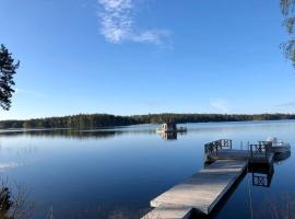 Hotel Photo: Luxury Lakeside Villa