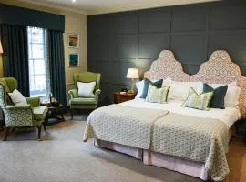 Crown Hotel