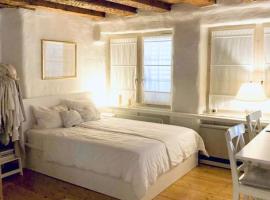 Historisches Chalet im Herzen von Zürich, ξενοδοχείο στη Ζυρίχη