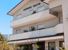 होटल की एक तस्वीर: Albergo Ristorante Fratte