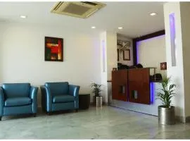 Hotel The R Blues Near New Delhi Airport
