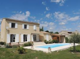 Фотография гостиницы: Villa de 3 chambres avec piscine privee jardin clos et wifi a Saint Maurice sur Eygues