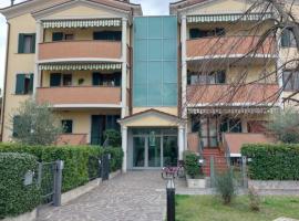 Gambaran Hotel: Deluxe Appartament 100 m² for 4 people Near racetrack