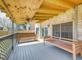 Foto di Hotel: Austin Home with Deck - 9 Mi to Zilker Park!