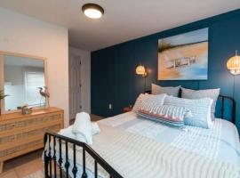 Hotel foto: Cozy Margate Cottage - 3 blocks to the Beach!