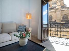 Hotel Photo: Bright and Elegant Gran Via apartments