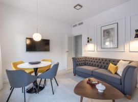 Fotos de Hotel: Central stylish and elegant 1 & 2 BR apartments III