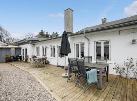 Gambaran Hotel: Gorgeous Home In Hornbk With Kitchen