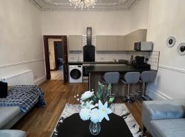 A picture of the hotel: Sauchiehall Street Apartment