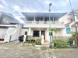 Hotel Foto: SPOT ON 93717 Nayus Homestay Syariah 4