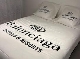 Hotel kuvat: Appartement balenciaga