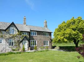 Hotel Foto: Victorian cottage overlooking the Plym Valley