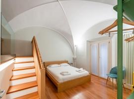 Hotel Photo: Modern Flat - Borgonuovo 23