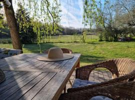 Хотел снимка: Cottage im Natur-Resort Pool, Schwimmteich & Sauna