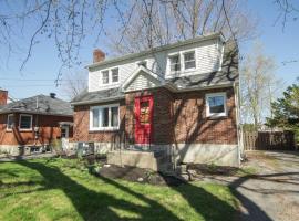 מלון צילום: Homey Single Family on Old Orchard