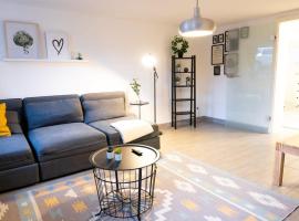 Hotel Photo: Hamburg Altona - Three Bedrooms for up to 10