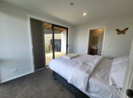 Фотография гостиницы: Home in Auckland near Airport