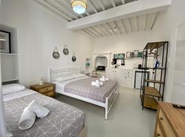 A picture of the hotel: Elenita’s Mykonos town flat