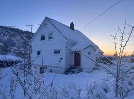 Hotel foto: Stort, koselig hus i naturområde